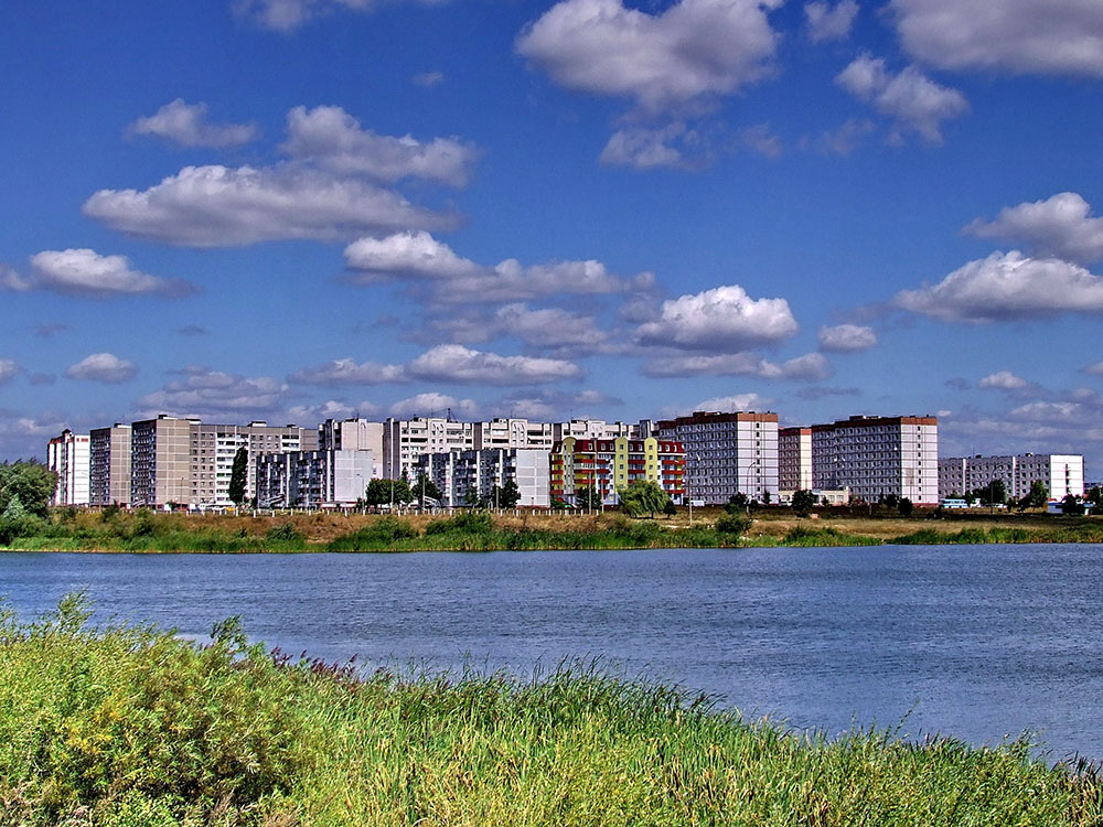 Нетішин місто. Вулиця Варшавська